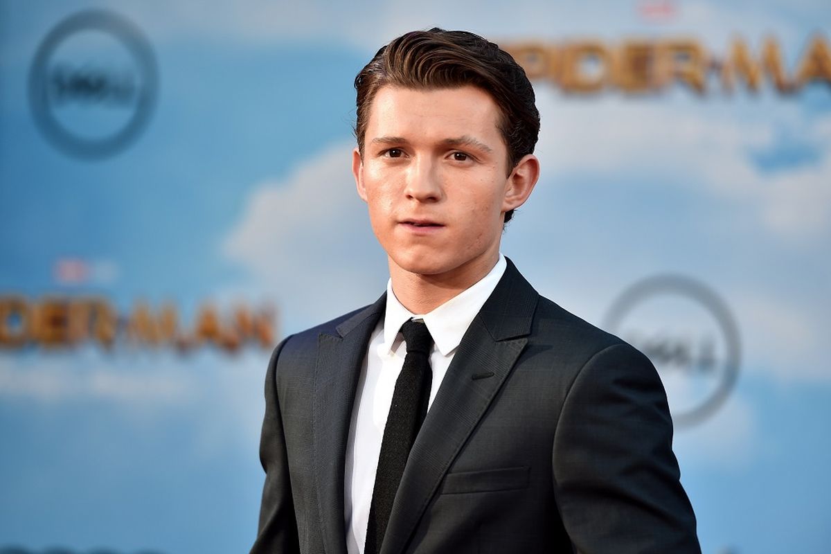 Aktor Tom Holland menghadiri pemutaran perdana film Spider-Man: Homecoming di TCL Chinese Theatre di Hollywood, California, Rabu (28/6/2017).