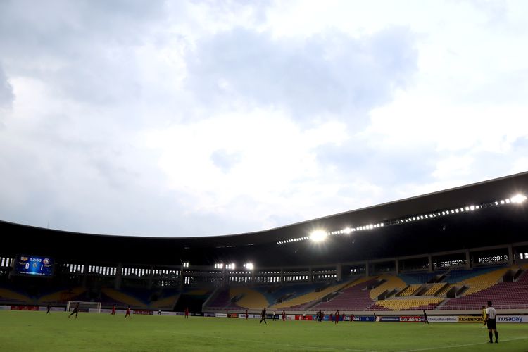 Stadion Manahan Solo digunakan selama lanjutan Liga 1 2022-2023 yang menggunakan sistem bubble mulai tgl.5-24 Desember 2022.