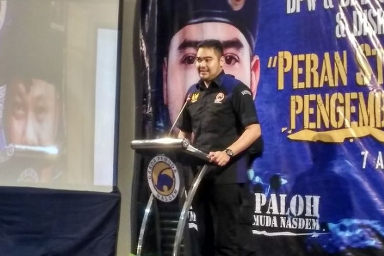 Prananda Paloh saat memberikan sambutan saat prngukuhan pengurus Garda Pemuda DPW NasDem Bali