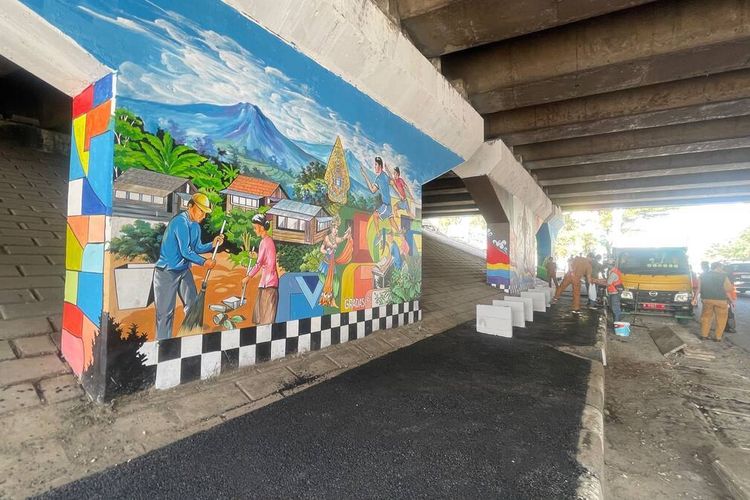 Dikeluhkan karena Kumuh dan Bau, Underpass Perbatasan Bandung Mulai Ditata Jadi Etalase Daerah