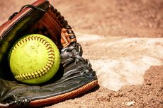 Perbedaan antara Glove Softball dan Glove Baseball