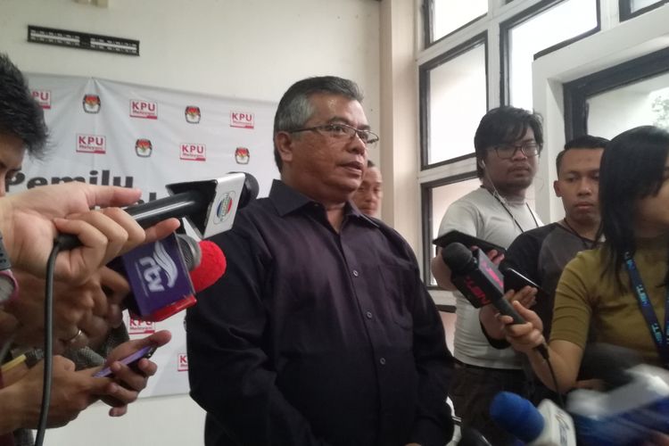 Ketua Komisi Pemilihan Umum (KPU) Provinsi Sumatera Utara, Yulhasni di kantor KPU RI, Jakarta, Minggu (3/3/2019) sore.