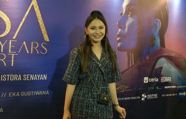 Penyanyi Rossa setelah konferensi pers tentang konsernya yang bertajuk Rossa 25 Shining Years Concert, ditemui di kawasan Slipi, Jakarta Barat, Selasa (17/5/2022).