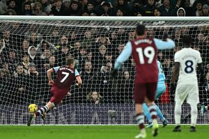 Hasil West Ham Vs SC Freiburg: The Hammers Amankan Status Juara Grup 