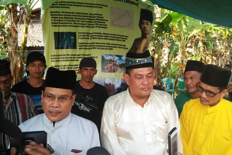 DR OK Edy Ikhsan, Koordinator Urusan Aset Kesultanan Langkat menceritakan riwayat tanah dan status hukum tanah dan hutan milik Kedatukan Besitang.