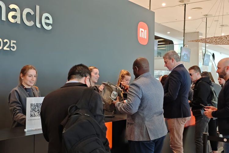 Suasana Jelang Peluncuran Xiaomi di MWC Barcelona 2025.