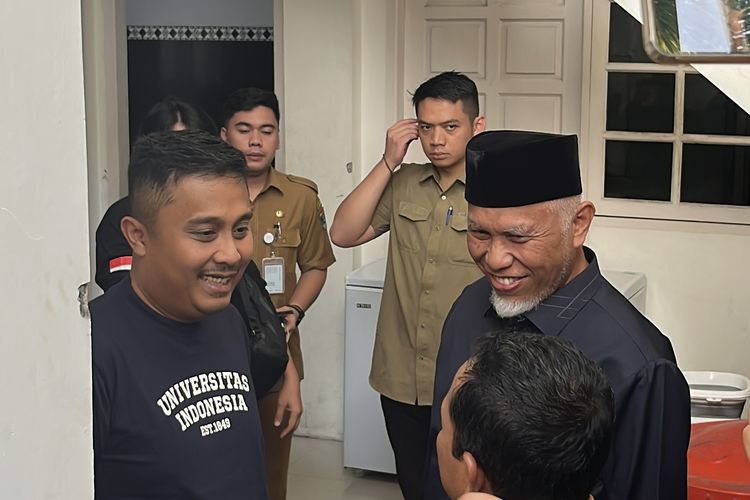 Masih Tertatih Pascakecelakaan, Wagub Sumbar Vasco Ruseimy Tetap ke Jakarta Temui Menteri Bappenas