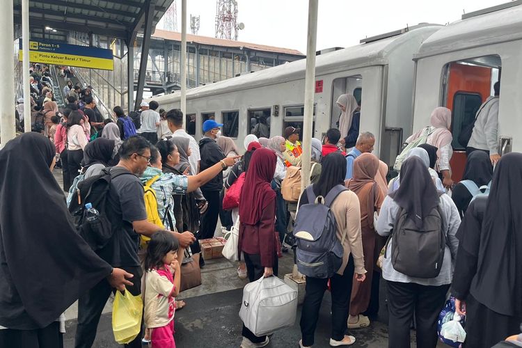 Imbas Kecelakaan di Klaten, KA Malabar Rute Bandung-Malang Terlambat Hampir 5 Jam