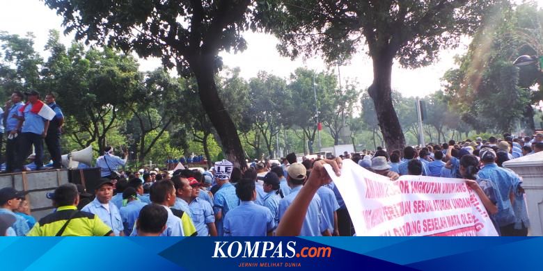 Meski Bukan Perusahaan Transportasi Grab Bantah Layanannya Ilegal