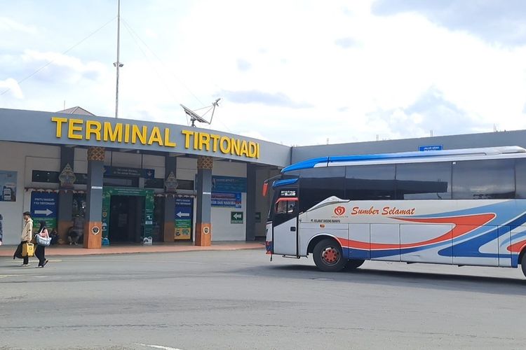 Ilustrasi Terminal Tirtonadi Solo, pada Minggu (30/3/2025).