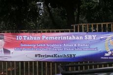 Spanduk Terima Kasih SBY, Tidak Sebut Boediono dan Ada Gelar Profesor