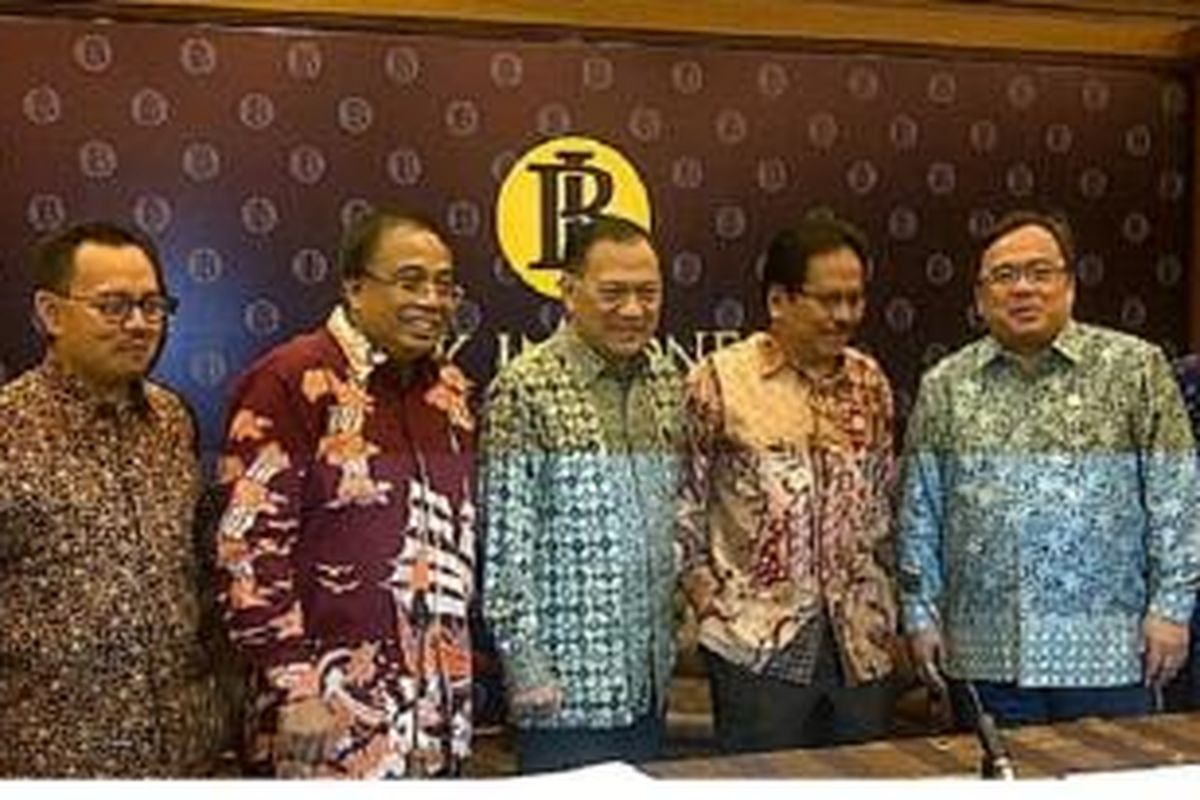 Para Menteri Kabinet Kerja dan Gubernur Bank Indonesia Agus Martowardojo 