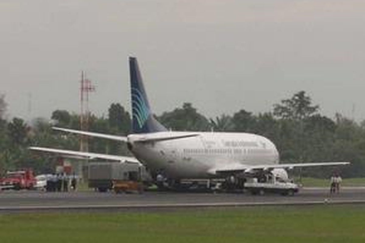 Pesawat Boeing 737-400