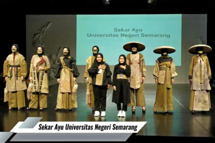 Prodi Tata Busana Universitas Negeri Semarang (Unnes) memiliki brand fashion Sekar Ayu yang berkomitmen mengusung sustainable fashion.
