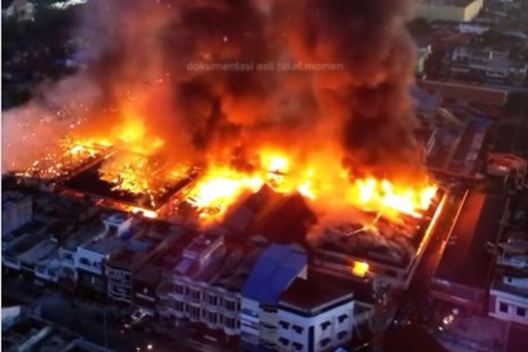 Pasar Payakumbuh Terbakar, Hanguskan Ratusan Toko dan Lapak Pedagang