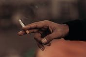 Khutbah Jumat: Bahaya Rokok bagi Diri, Keluarga, dan Masa Depan
