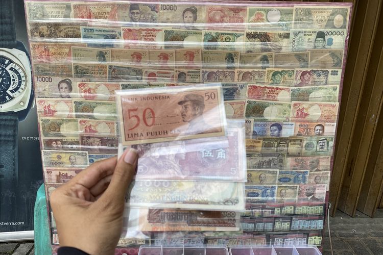 Jejak Rupiah di Pasar Baru, Pedagang Uang Kuno Jadi Museum Informal Sejarah