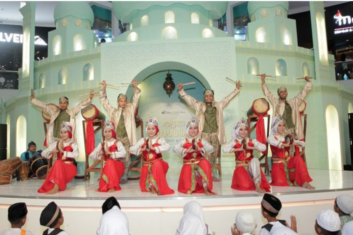 Rampak Bedug: Kesenian tradisional Provinsi Banten. 