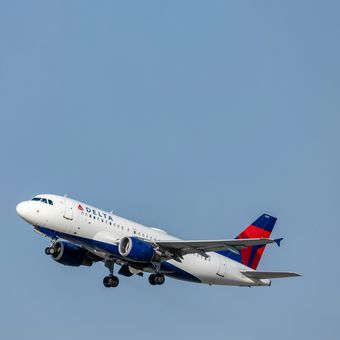 Ilustrasi pesawat Delta Air Lines.