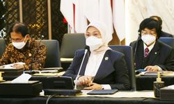 MK Tolak Uji Materi UU Cipta Kerja, Menaker Ida Minta Seluruh Pihak Hormati