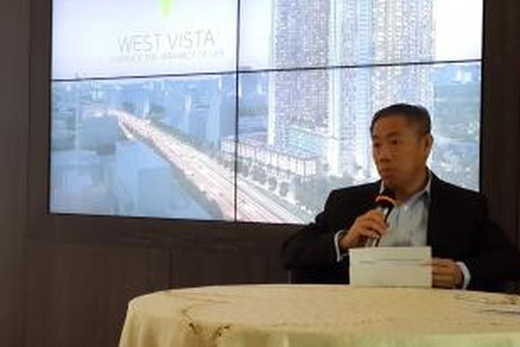 Presiden Direktur Keppel Land Indonesia, Sam Moon Thong saat memaparkan West Vista, proyek terbaru di kawasan Barat Jakarta, Selasa (5/5/2015).