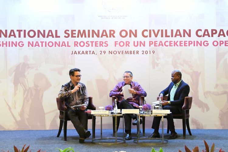Kegiatan International Seminar on Civilian Capacities: Building National Rosters for UN Peacekeeping Operations di Hotel Mandarin Oriental, Jakarta, Jumat (29/11/2019). 
