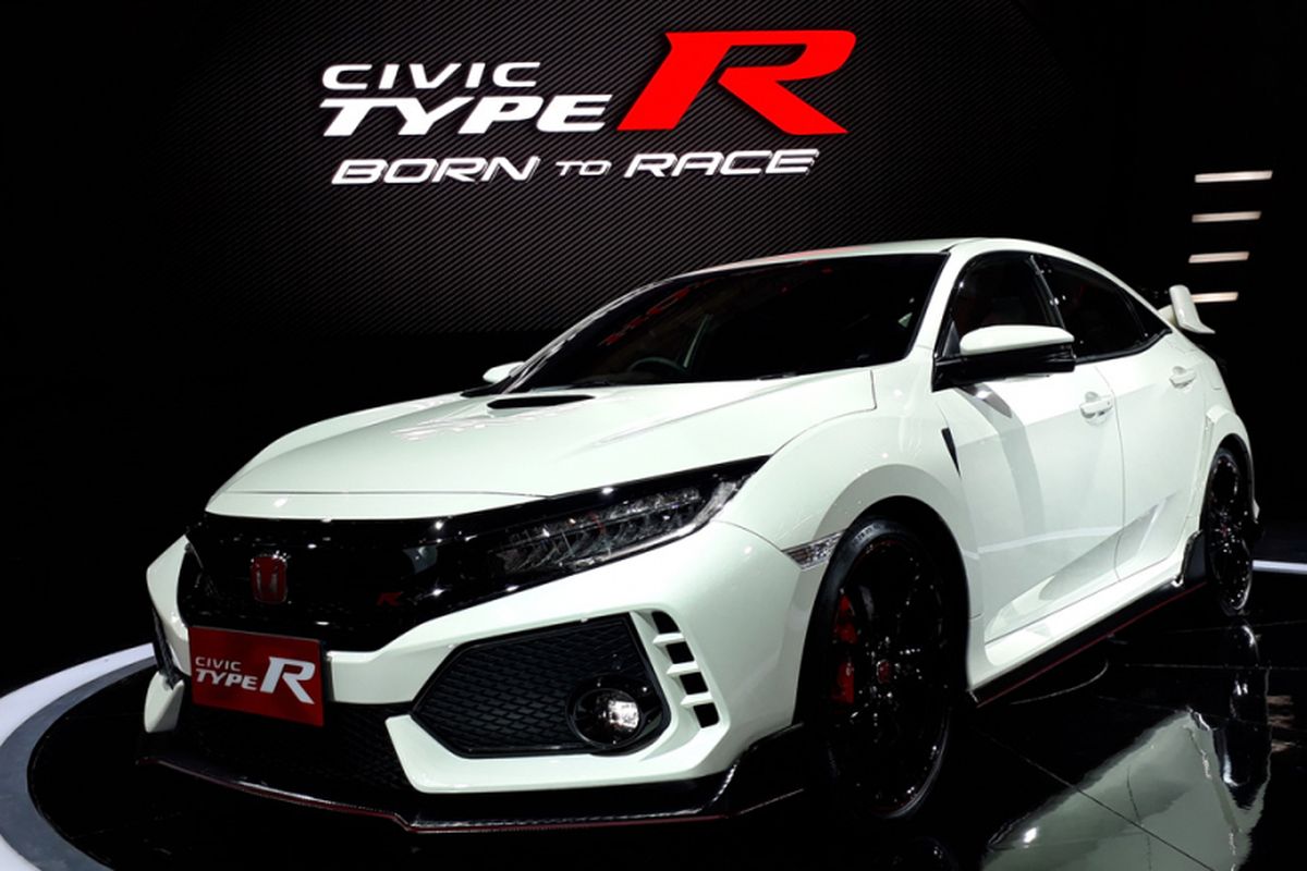 KompasOtomotif-Honda meluncurkan Civic Type R di GIIAS 2017.