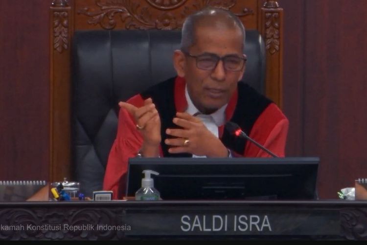 Saldi Isra: Makin Banyak Anak Muda Uji UU di MK dalam 3 Tahun Terakhir