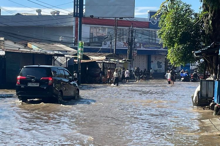 Farhan Beberkan Fakta Banjir Kota Bandung, 300 Meter Kubik Sampah Diangkut