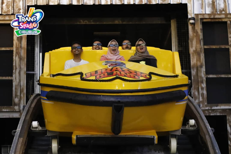 Trans Studio Cibubur, salah satu tempat wisata indoor di Jakarta.