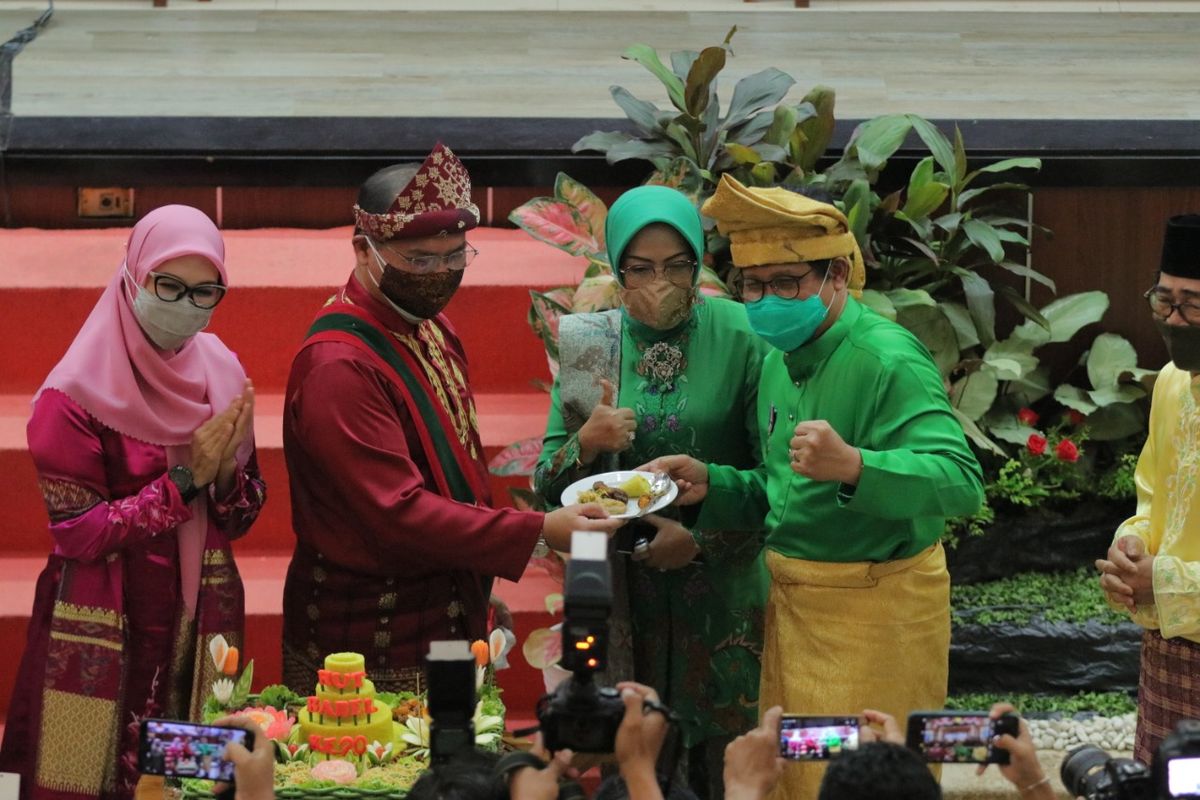 Menteri Desa Pembangunan Daerah Tertinggal, dan Transmigrasi (PDTT) Abdul Halim Iskandar saat mengunjungi Provinsi Babel, Sabtu (21/11/2020).