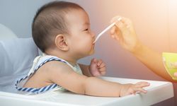 Panduan Pemberian MPASI untuk Bayi yang Punya Alergi