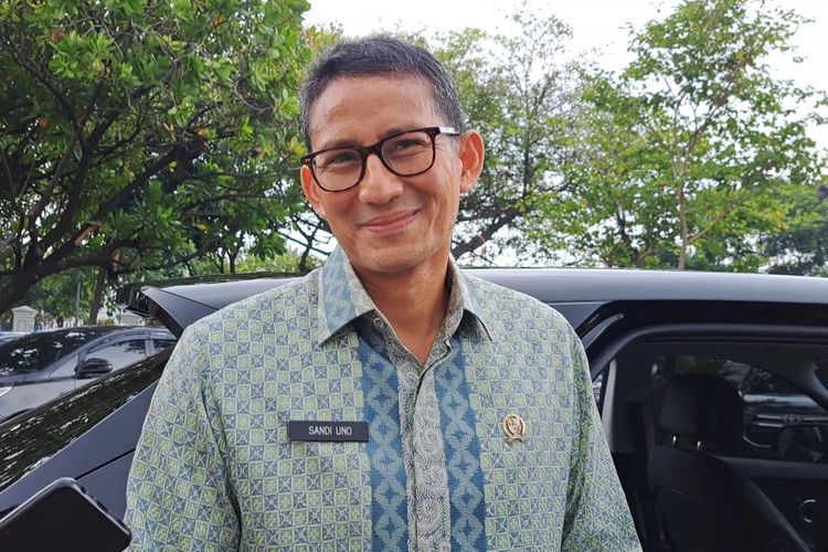 Menteri Pariwisata dan Ekonomi Kreatif Sandiaha Uno di Kompleks Istana Kepresidenan, Jakarta, Selasa (2/5/2023).
