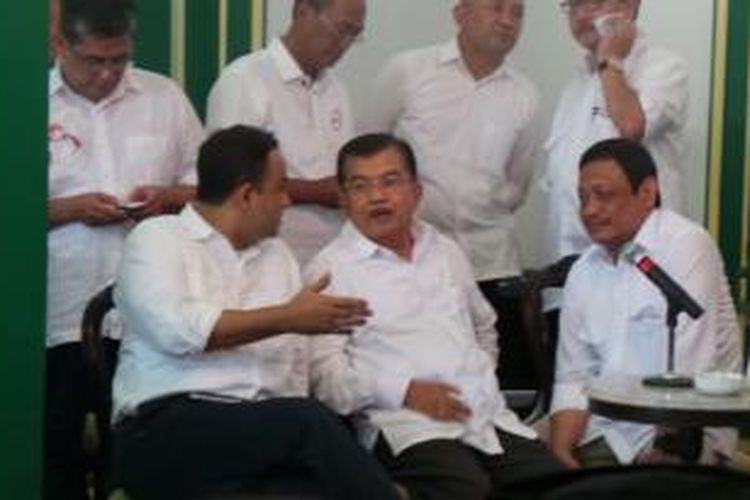 Calon wakil presiden Jusuf Kalla di Keraton Ngayogyakarta Hadiningrat, Senin (2/6/2014).