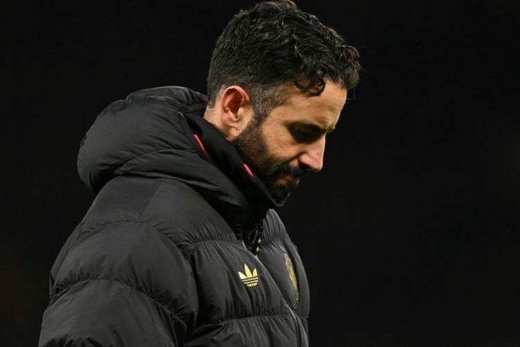 Pelatih Ruben Amorim bereaksi usai pertandingan pekan ke-19 Premier League Man United vs Wolves di Stadion Old Trafford, Manchester, pada Rabu (31/12/2025) dini hari WIB.