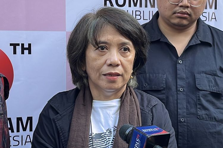 Istri aktivis Hak Asasi Manusia Munir Said Thalib, Suciwati saat ditemui di Kantor Komnas HAM, Jakarta, Jumat (12/5/2023).