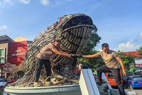 Uniknya Monumen Ikan Bandeng yang Terbuat dari 4.031 Knalpot Brong Sitaan Satlantas Polresta Pati