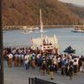 Ribuan Orang Saksikan Prosesi Laut pada Festival Golo Koe di Waterfront Labuan Bajo