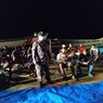 Kapal Ferry Kandas karena Hindari Nelayan, Puluhan Penumpang Dievakuasi
