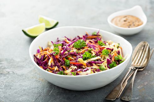Resep Salad Sayur Tanpa Mayonaise untuk Diet, Coba Coleslaw Salad