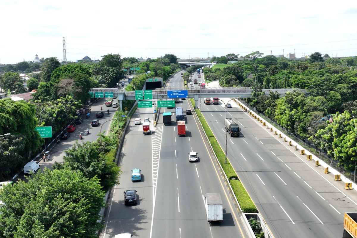  Jasa Marga akan melakukan rekayasa lalu lintas di Simpang Susun Pasar Rebo mulai 13?17 Juni 2025. 