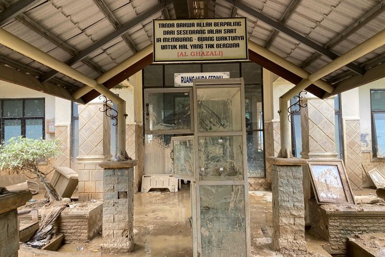 Kondisi terkini RSUD Aceh Tamiang di Kecamatan Karang Baru, Kabupaten Aceh Tamiang, Provinsi Aceh, Minggu (28/12/2025).