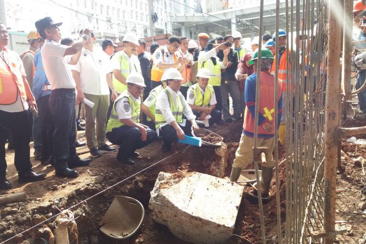 Menhub Budi Karya Sumadi Meninjau Proyek Double-double track Manggarai-Cikarang