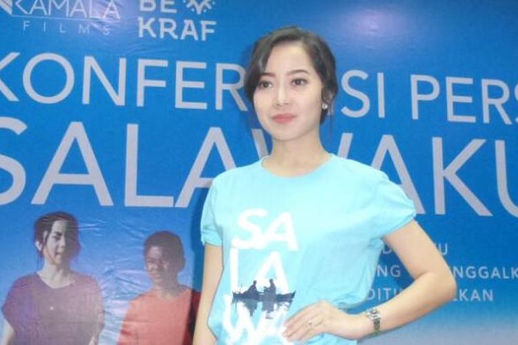 Karina Salim saat menghadiri trailer film Salawaku di Kementerian BUMN, Medan Merdeka Selatan, Jumat (10/2/2017).