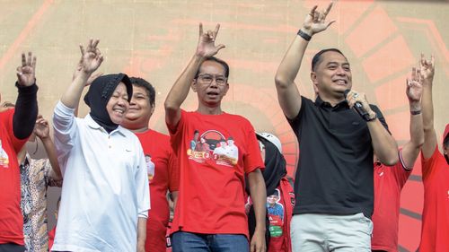 Kampanye Pilkada, Risma-Eri Cahyadi Satu Panggung di Gelora 10 November Surabaya