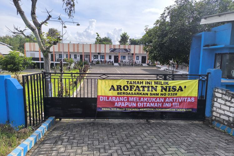 Gedung Sekolah Disegel, 90 Siswa SMK Kesehatan Nusantara Pamekasan Terpaksa Belajar Daring
