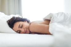 Tidur Telanjang Tidak Selalu Bermanfaat, Pahami Kondisinya Lebih Dulu