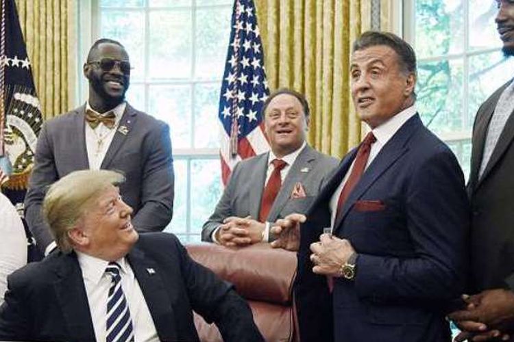 Deontay Wilder, Sylvester Stallone dan Lennox Lewis bersama Presiden Donald Trump
