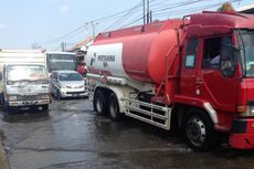 Empat Mobil Pompa Sedot Banjir Rob di Kaligawe, Semarang