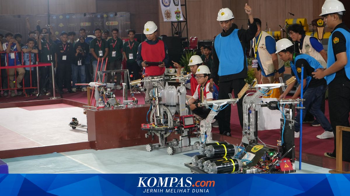Tak Diunggulkan Sejak Awal, Tim Robotik Unej Justru Kalahkan Unair, Sabet Peringkat 3